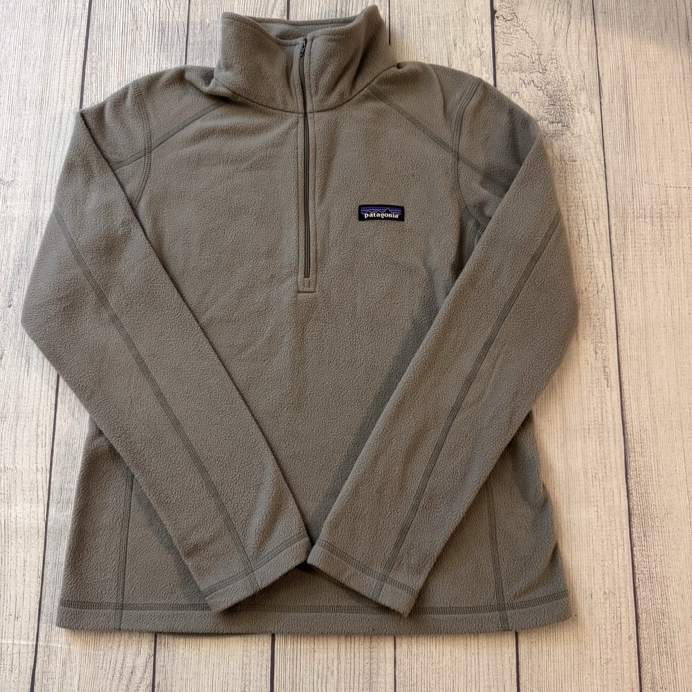 Patagonia Womens Small Sweatshirt Gray Logo 1/4 Zip Long Sleeve Pullover